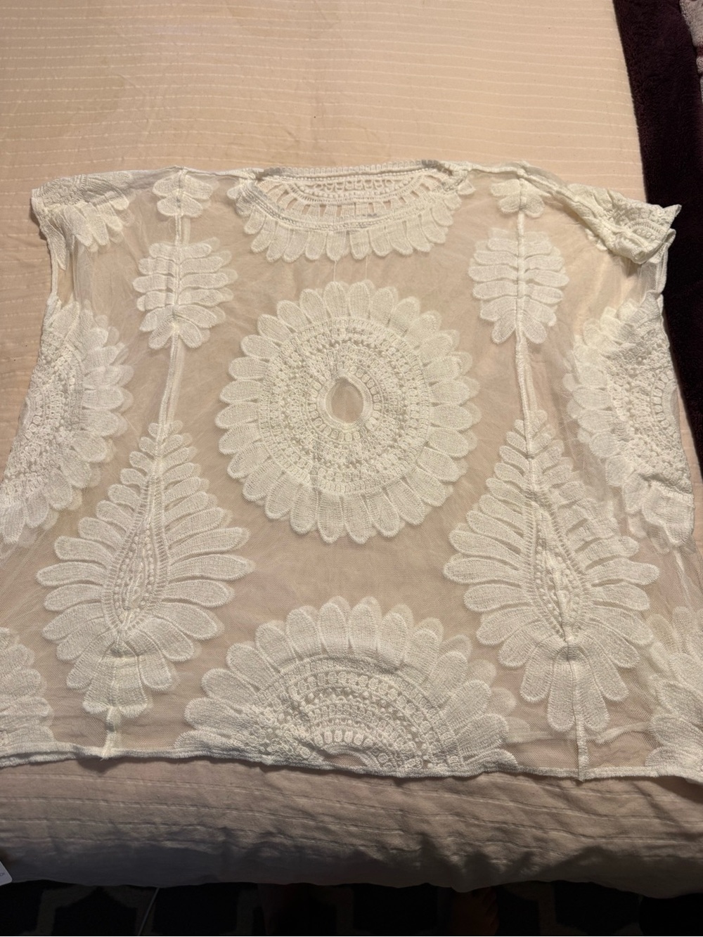 CUPSHE- White lace floral Beach Cover-Up Tunic - Women Swim - Picture 3 of 5